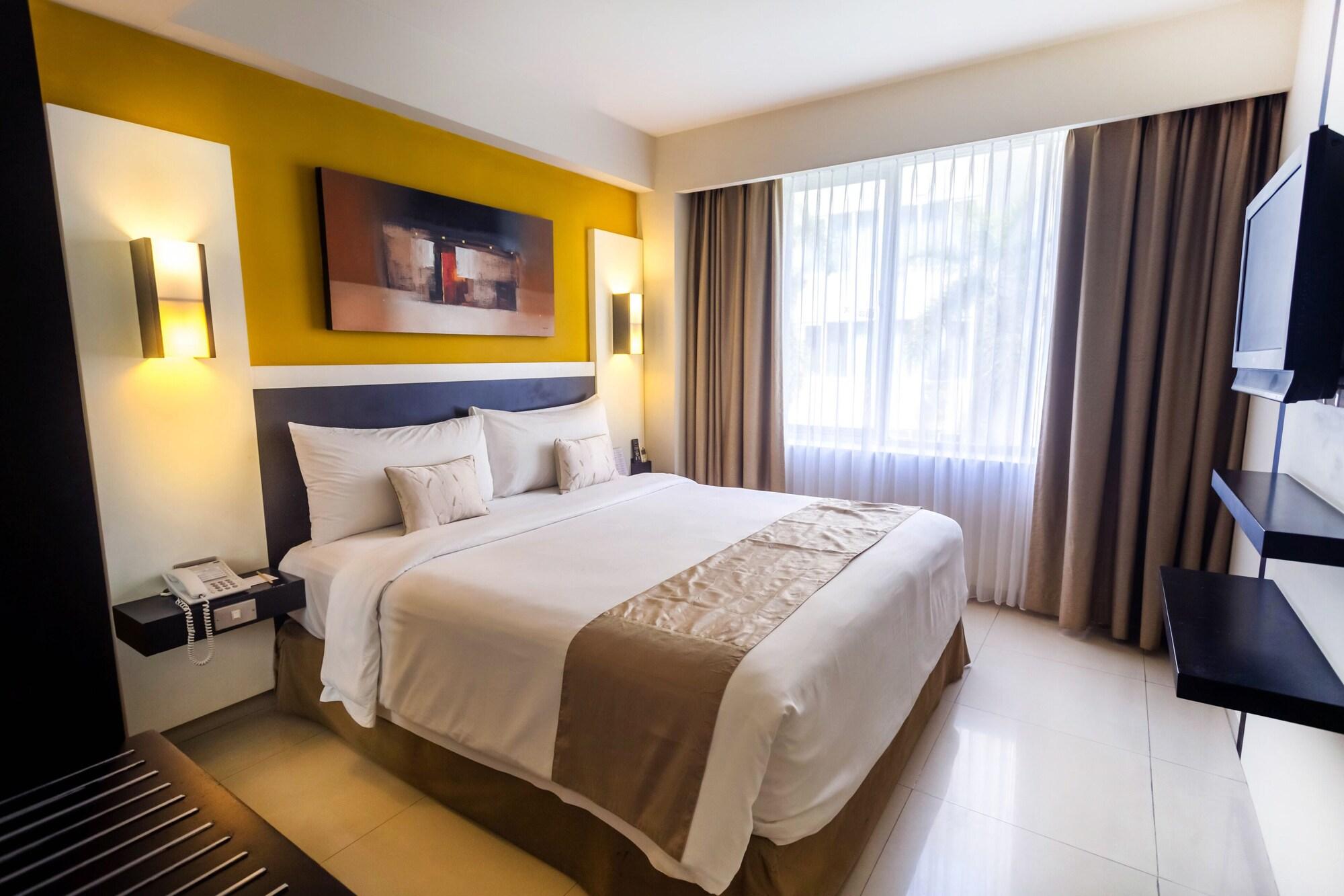 Aston Denpasar Hotel & Convention Esterno foto