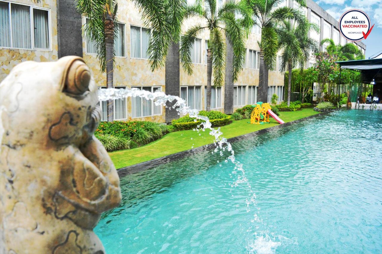 Aston Denpasar Hotel & Convention Esterno foto